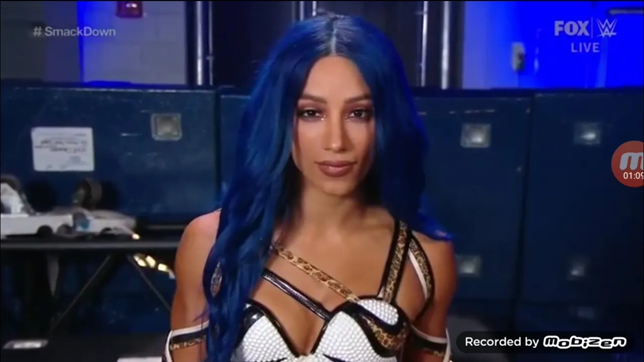Sasha Banks V.S Bayley Inside HELL IN A CELL !!!!!!
