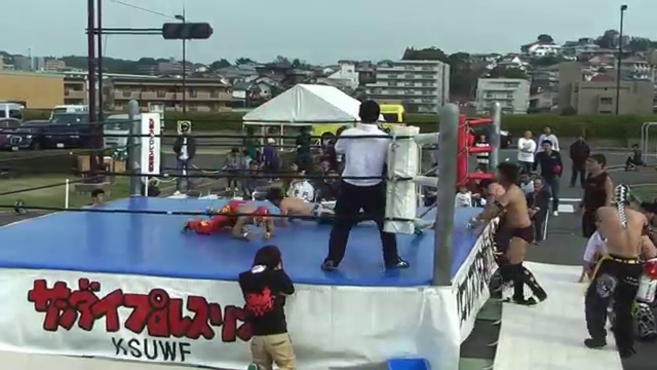 2015/11/22【4】マイマイフェスタ2015大会 メインイベント =九州産業大学プロレス研究部= background