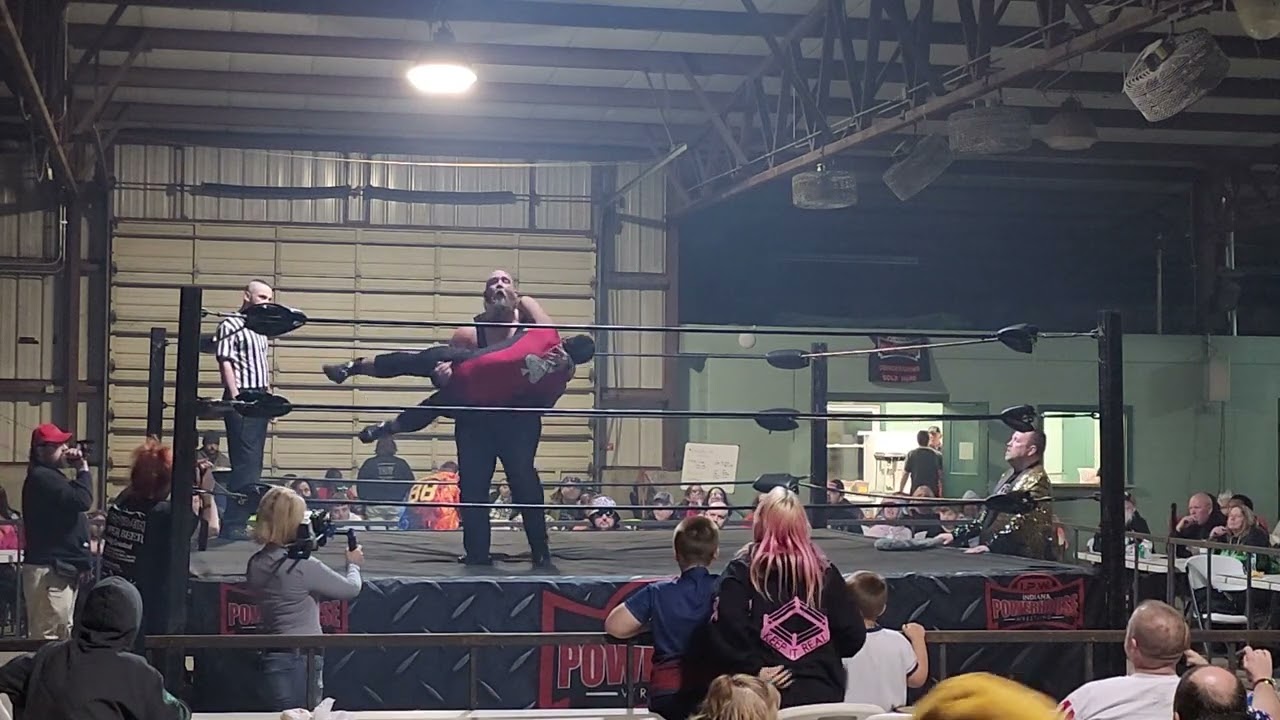 DC Mastiff vs Ace King (Interim IPW World Heavyweight Title) - IPW 4/20/24 background