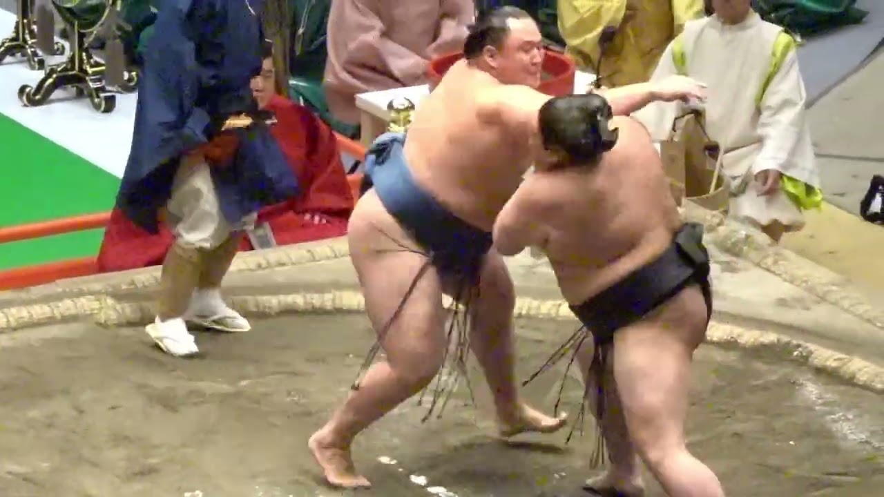 『玉鷲と阿炎 睨み合い』百周年場所 古式大相撲‼️【日本相撲協会財団法人設立100周年記念百周年場所~古式大相撲と現代大相撲~】Special SUMO Event 2025/10/07 ズーム