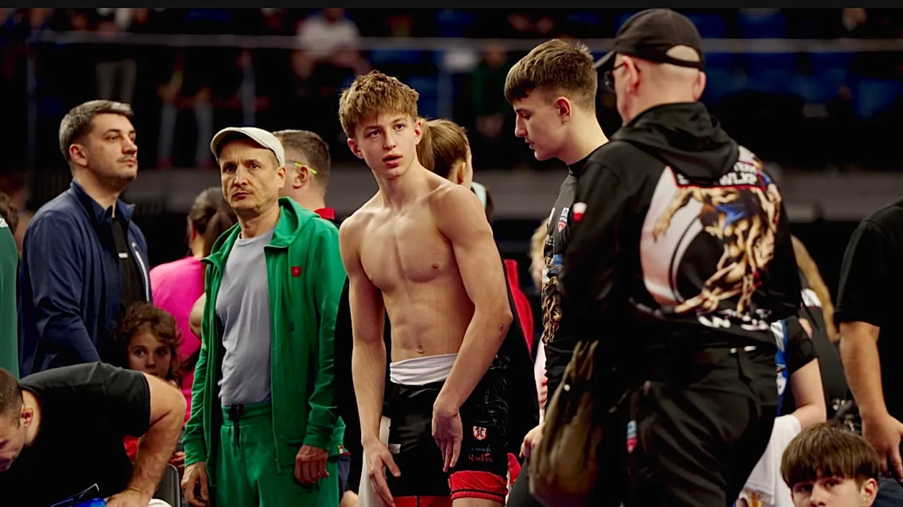 U15 Maciej Luczak (POL) vs Petko Sarakostov (BUL) 62kg. Freestyle boys wrestling tournament.
