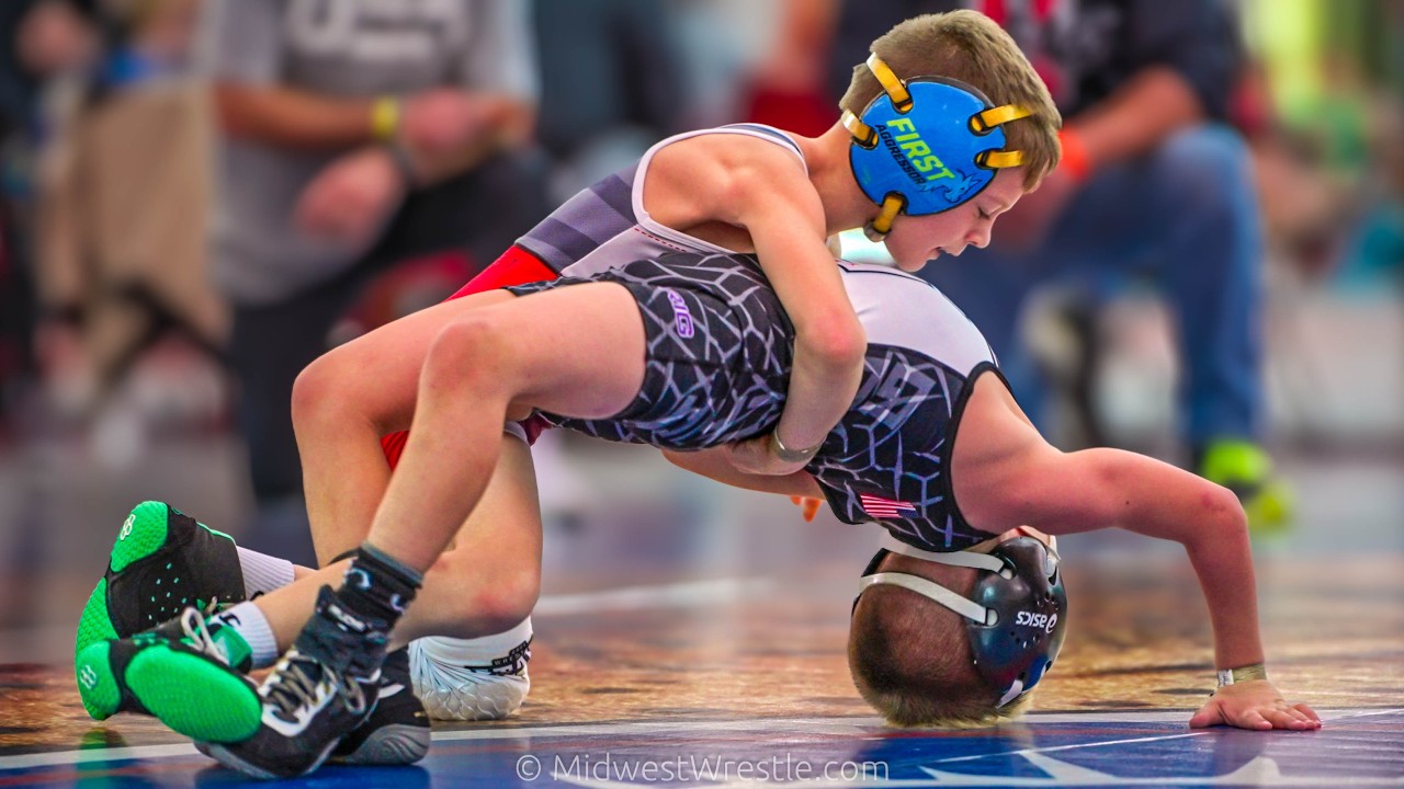 K-8 55 – Hayden Bostic {G} of Team Gotcha IL vs. Logan Rajner {R} of Ohio Rampage