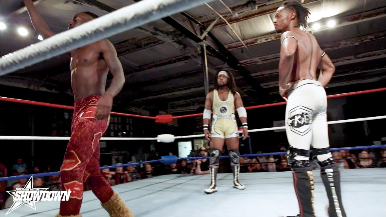 WLW Showdown - Triple Threat for the WLW Jr. Heavyweight Championship! | Episode #238 background