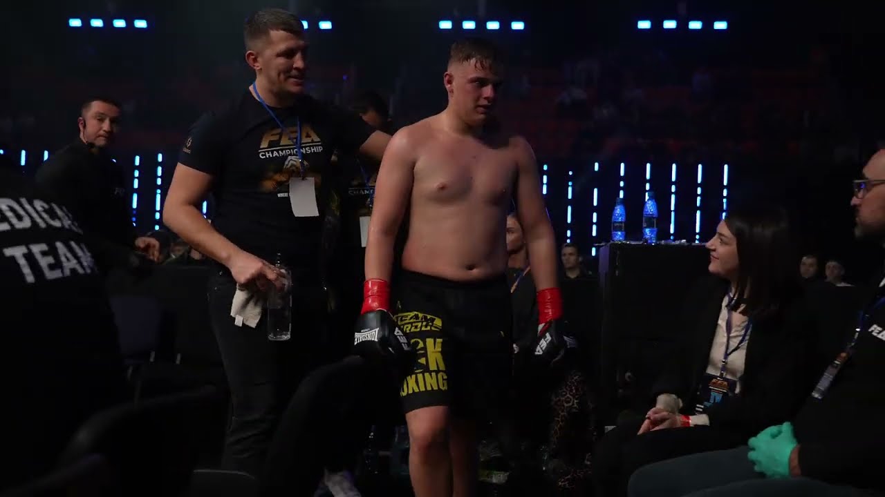 Side view: Onciu vs. Alexa | FEA CHAMPIONSHIP | Nov 29, 2025