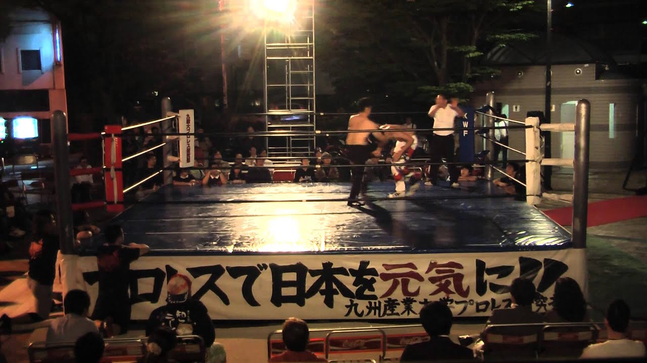 2015/10/8【3】第40回中洲まつり 1日目 セミファイナル =九州産業大学プロレス研究部= background
