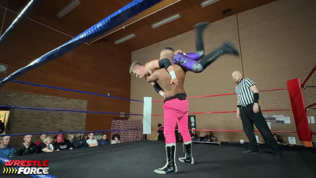 Harry Sefton vs Jordan Saeed | Romford | April 5th 2025 background