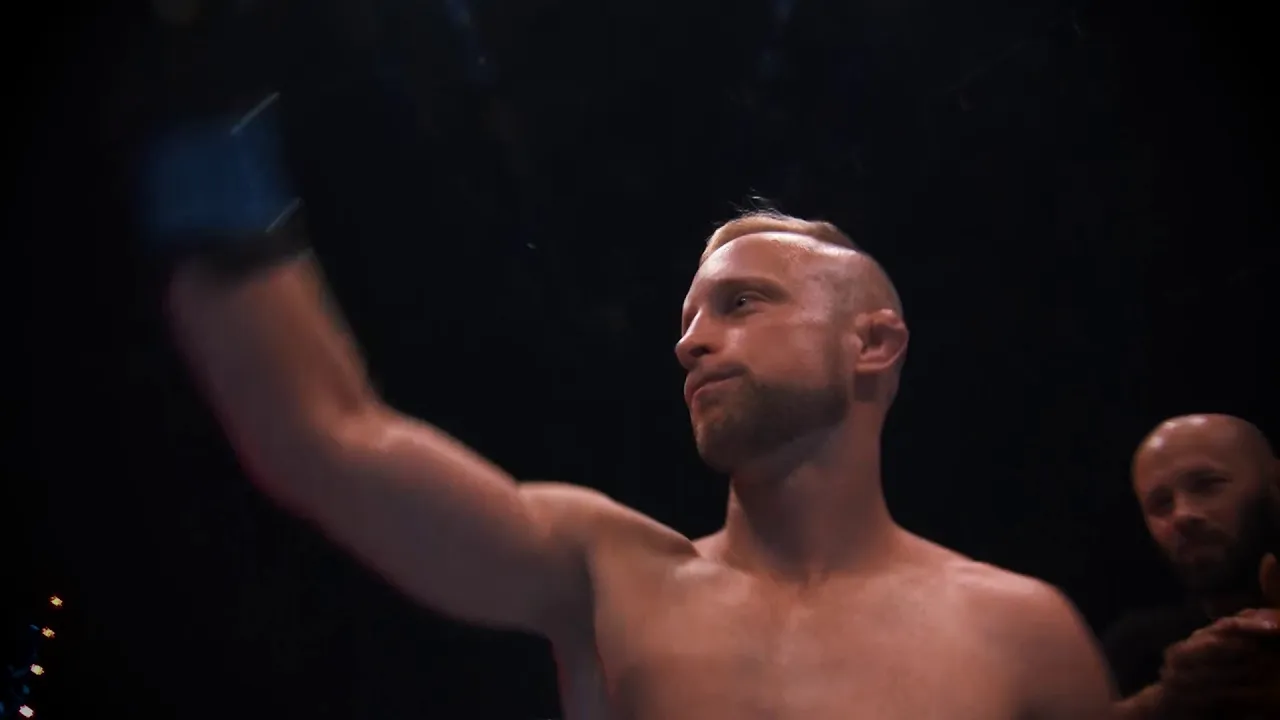 KOK CLASSIC-4 👊 LUKASZ vs MATAS background