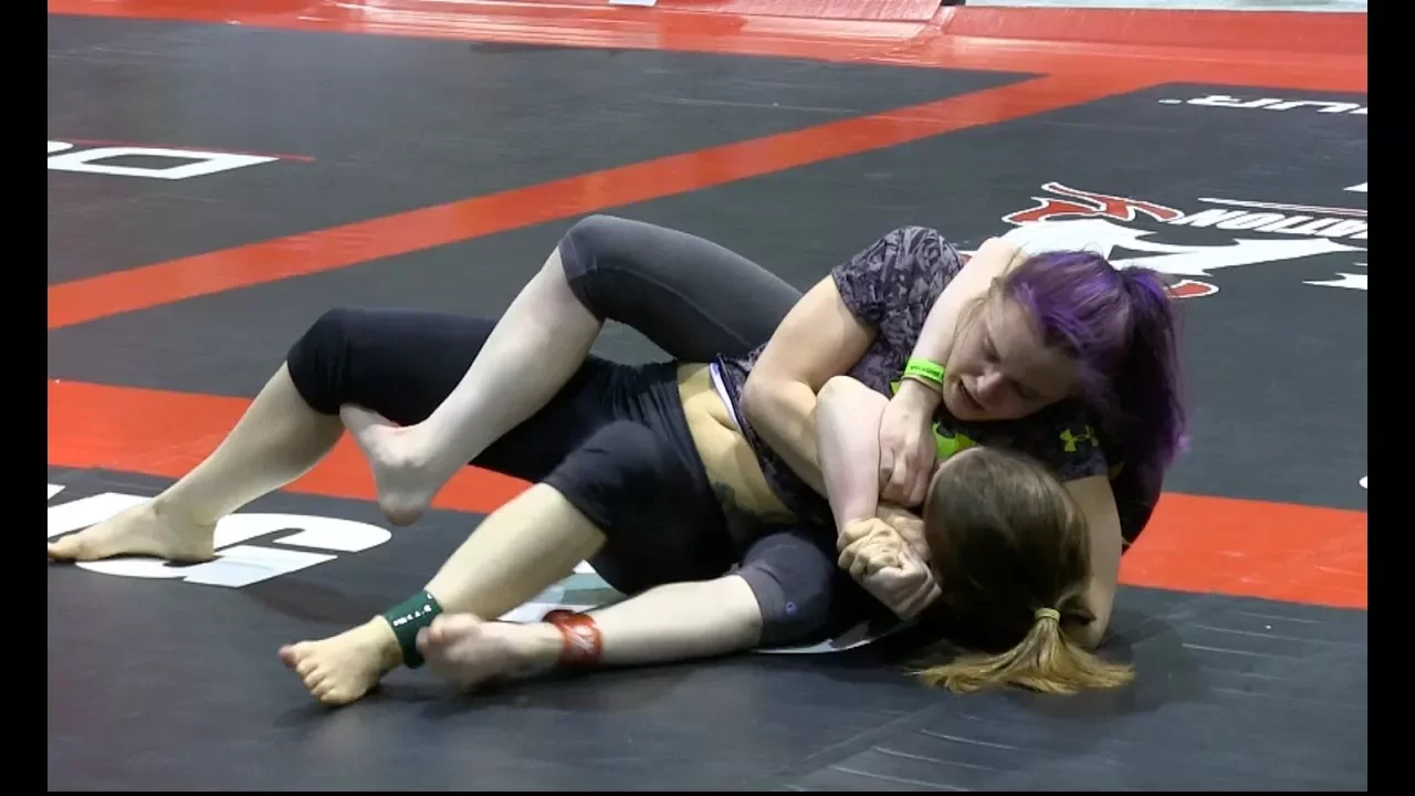 AWESOME NAGA MATCH! Girls Grappling No-Gi Tournament • Women Wrestling BJJ MMA Female Fight background