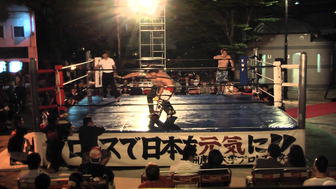 2015/10/8【2】第40回中洲まつり 1日目 第2試合 =九州産業大学プロレス研究部= background