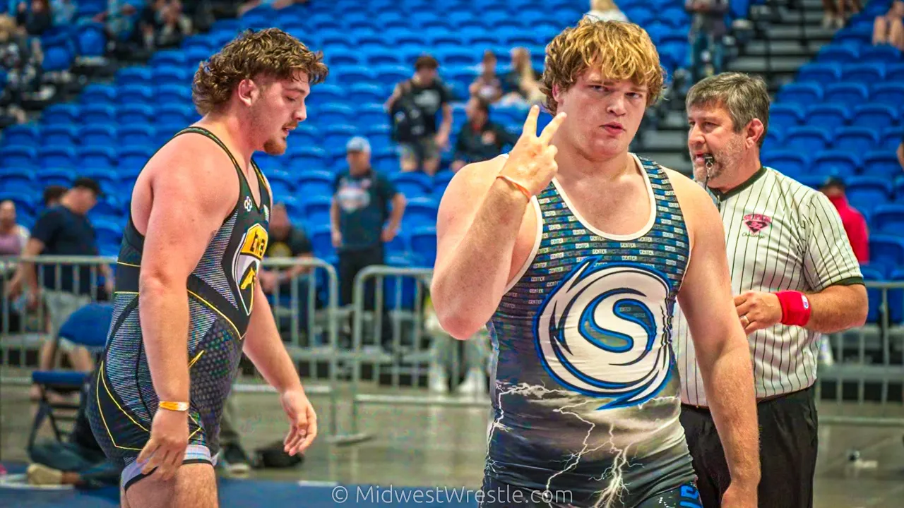285 – Keith Miley {G} of Missouri vs. Chase Horne {R} of Georgia background