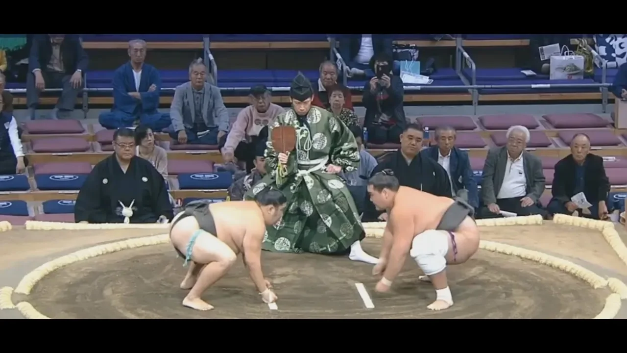 Terunofuji 照ノ富士 v Tsurubayashi, Sumo Day 1, November tournament Kyushu background