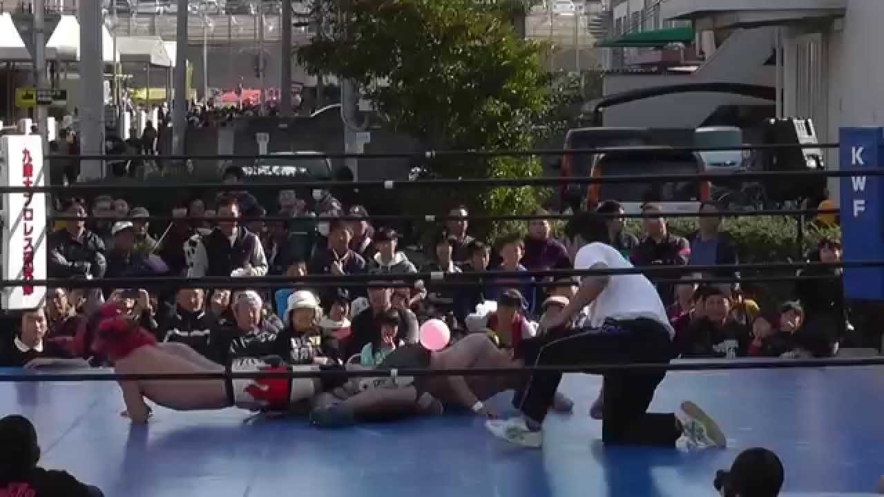 2014/11/23【2】第34回福岡流通センター大会 第1部 メインイベント =九州産業大学プロレス研究部= background