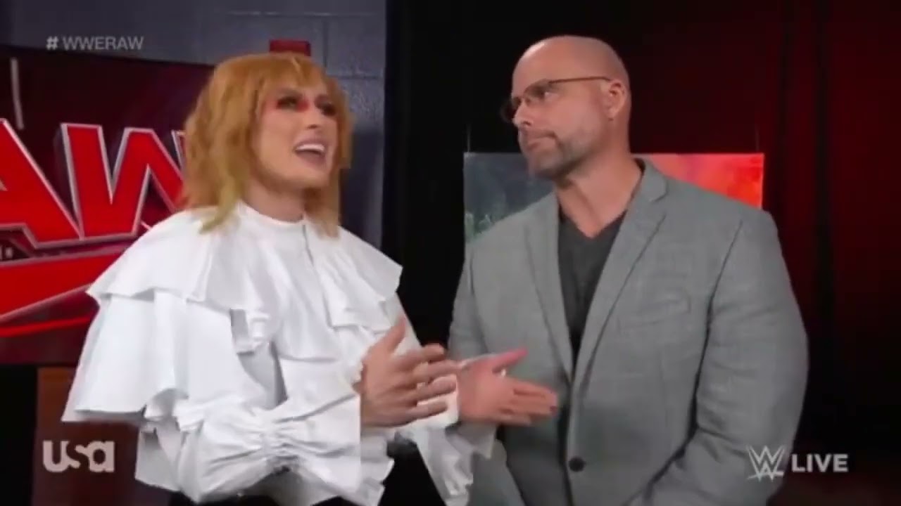 WWE Raw 5/23/2022 Becky Lynch and Dana Brooke Backstage background