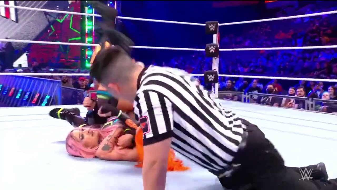 KAI & GONZALEZ VS TOXIC ATTRACTION 1/3 background