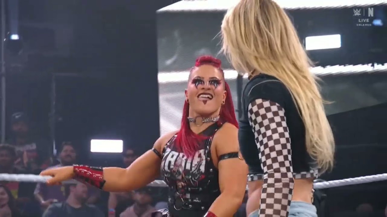 WWE RAW SOL RUCA & ZARIA VS KENDAL GREY & WREN SINCLAIR 02/10/26