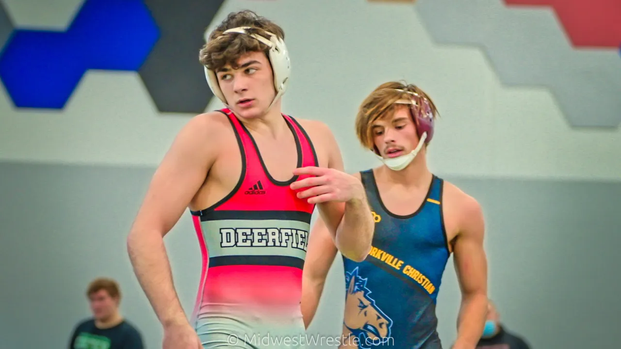 145 – Jeremy Loomis {G} of Yorkville Christian IL vs. Lucio Morgan {R} of Deerfield IL
