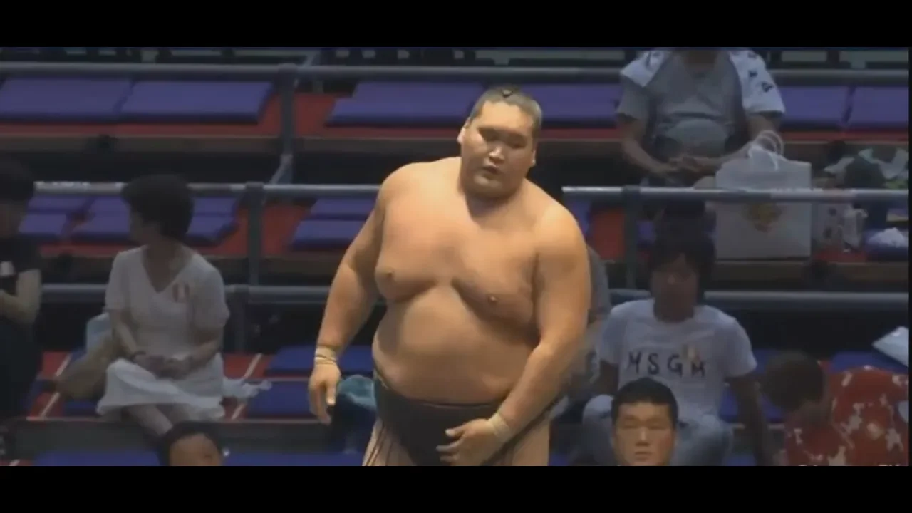 Terunofuji 照ノ富士 v Ichiki, Sumo Day 8 , Nagoya 14 July 2019
