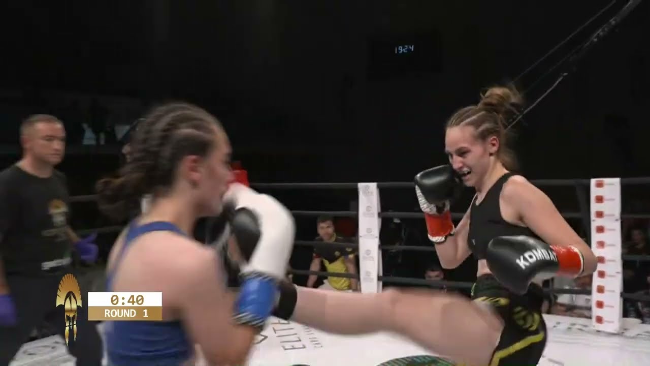 Opening Fight: Denisa Ungureanu vs Denisa Nicorici (Colosseum Tournament 47) background