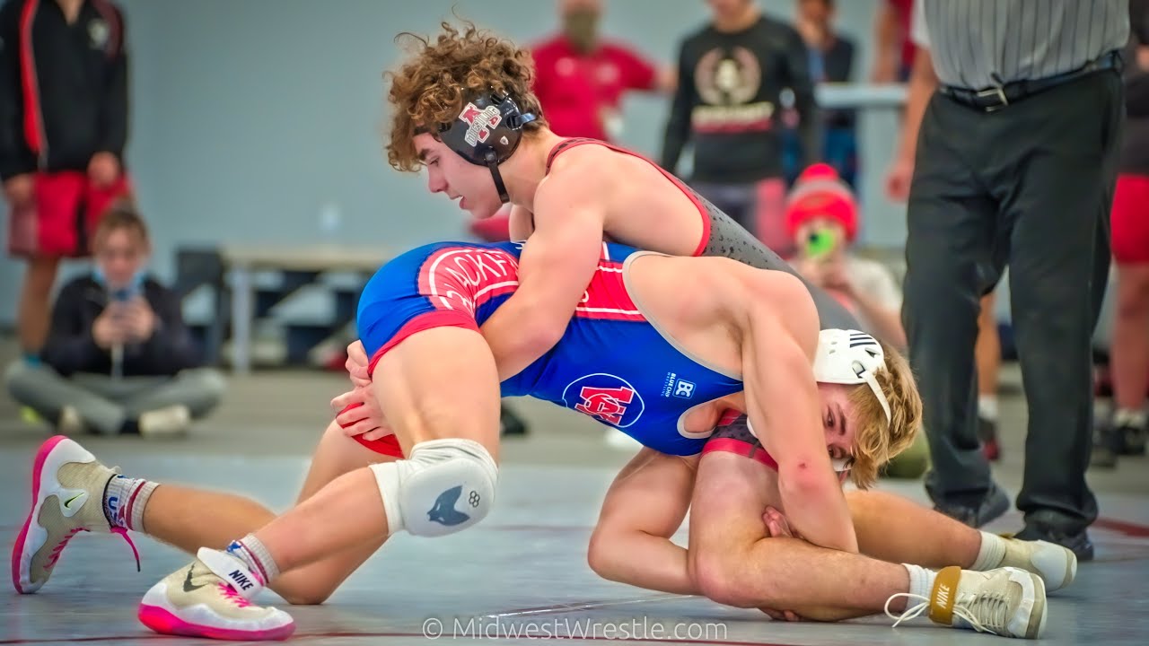 138 – Caleb Nobiling {G} of Antioch IL vs. Dom Serio {R} of West Aurora IL