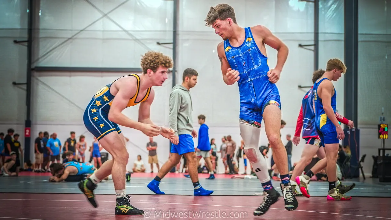 141 – Ethan Olson {G} of Illinois Cornstars Gold vs. Jak Keller {R} of Michigan Grapplers