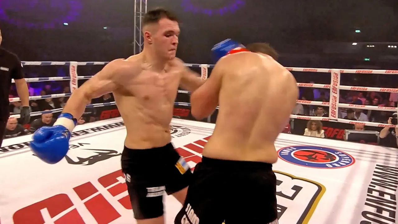 Max Weekers vs Peter Verhaegh Was AWESOME | Enfusion 100 Full Fight background