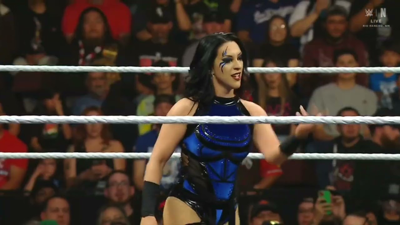 WWE RAW STEPHANIE VAQUER & NIKKI BELLA VS ROXANNE PEREZ & RAQUEL RODRIGUEZ 11/03/25