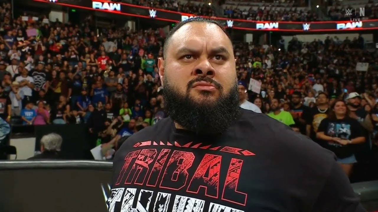 WWE RAW BRON BREAKKER VS LA KNIGHT 10/27/25