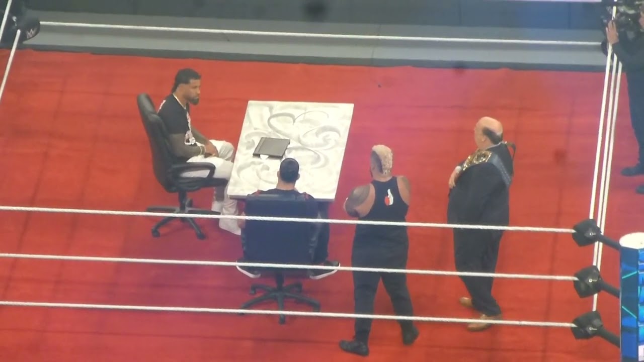 Roman Reigns & Jey Uso Rules of Engagement contract signing w/Paul Heyman & Solo Sikoa at SmackDown background