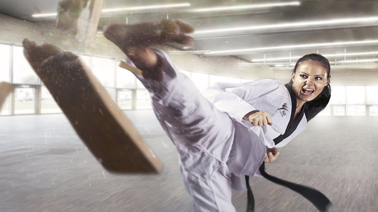 Taekwondo Girl 360° 540° 720° Kicks & Flip Kick Training | Insane Martial Arts Skills
