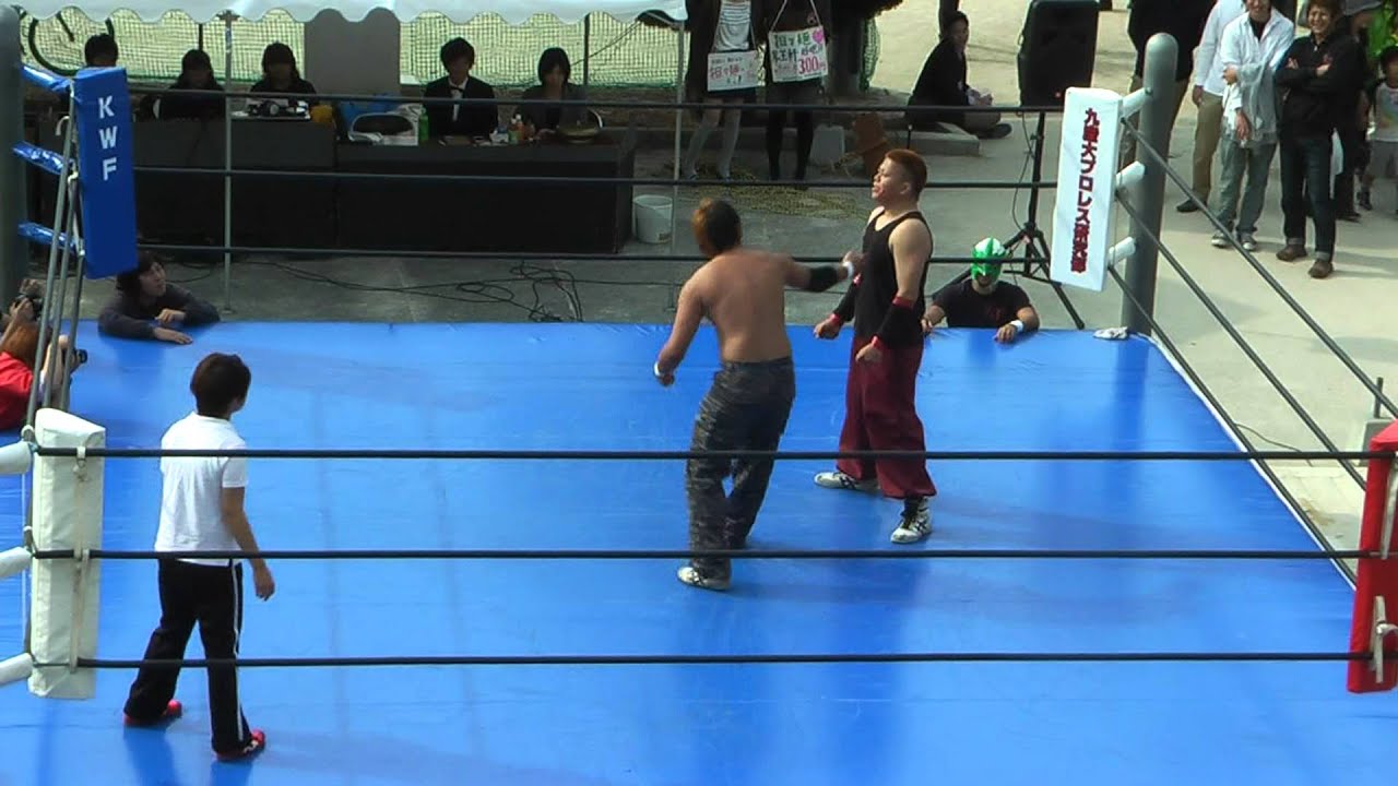 2011/11/12【2】西南学院大学第62回大学祭 1日目 第1試合 =九州産業大学プロレス研究部= background