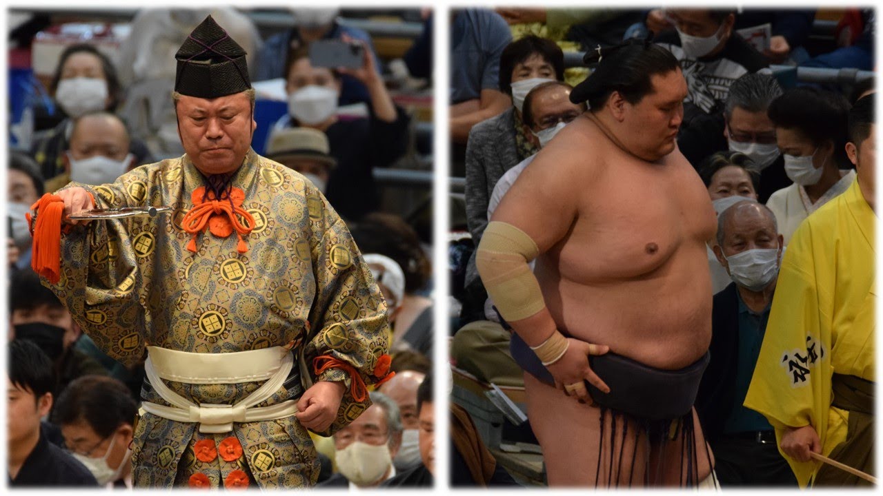 Senior referee angrily quits; Terunofuji "in chipped bone agony" background