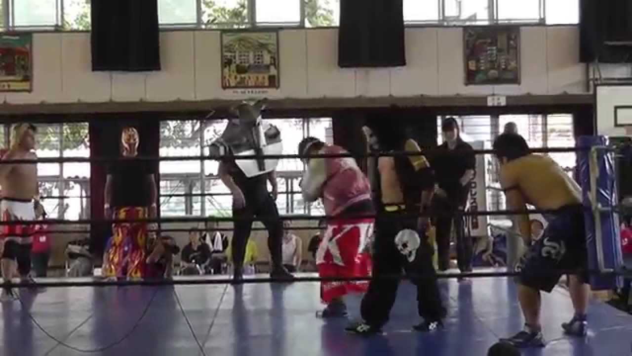 2013/9/14【4】福岡市立花畑小学校創立80週年記念行事 「夢を持って生きよう」 第2試合 =九州産業大学プロレス研究部=