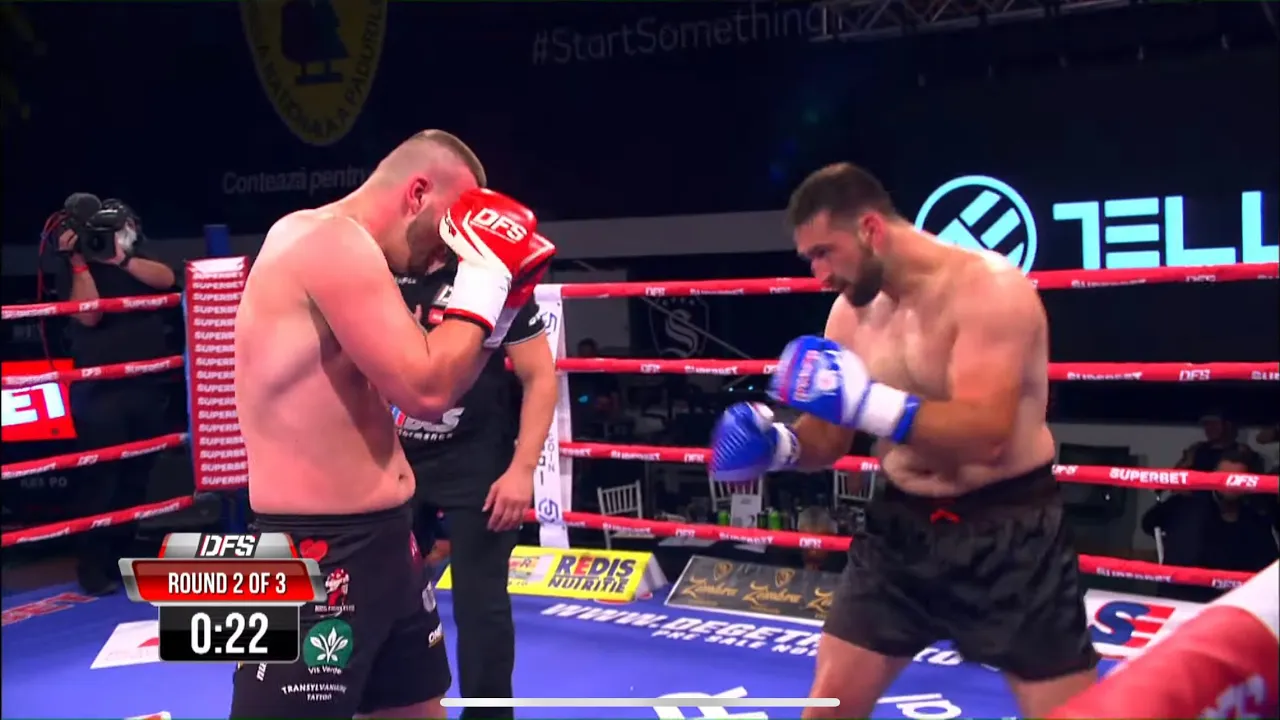 DFS11 - Marius Munteanu vs Florin Matei background