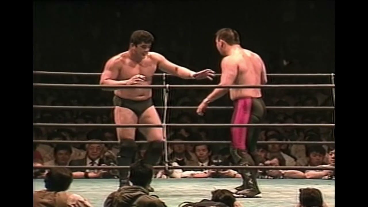 Nobuhiko Takada vs Kazuo Yamazaki (UWF Newborn 5-4-89)