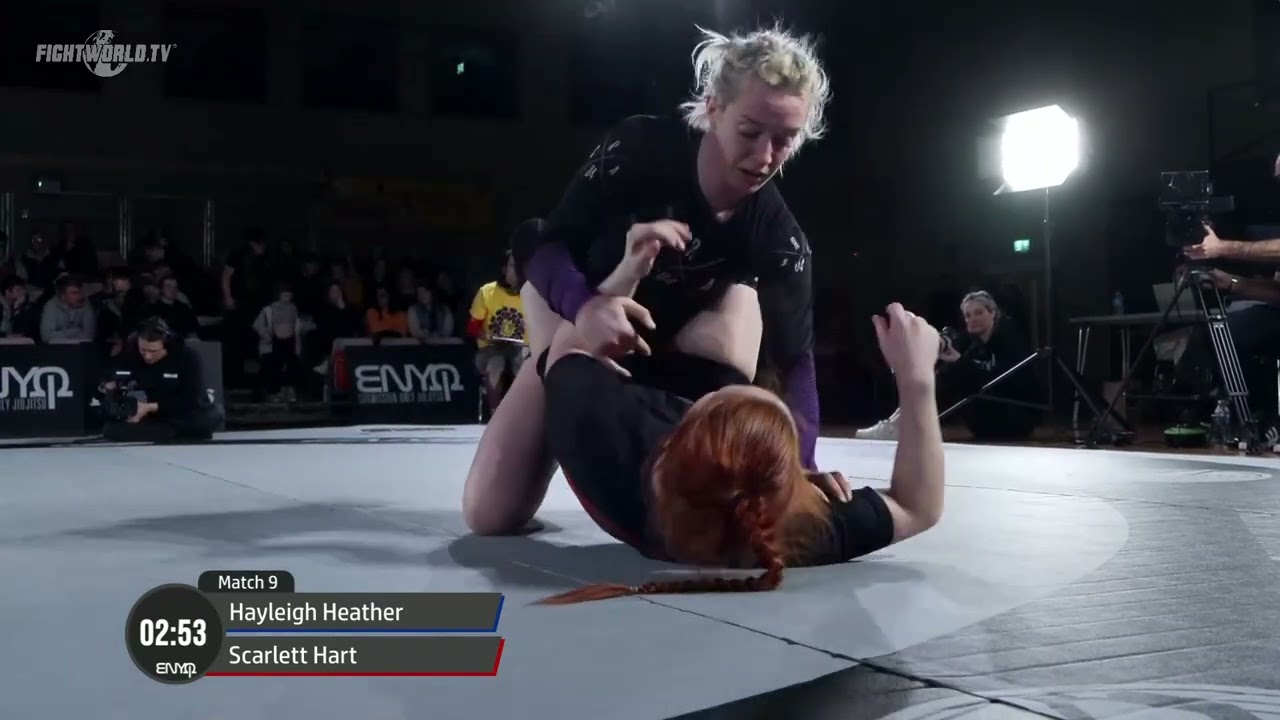 Hayleigh Heather V Scarlett Hart background