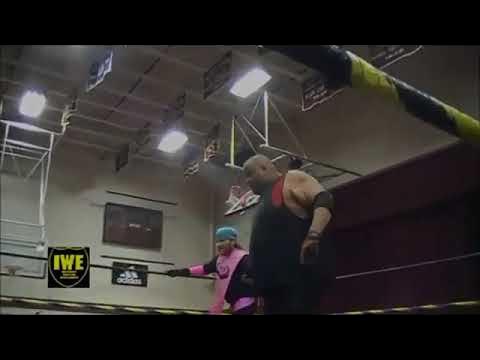 Squash - Pro Wrestling Big Man” DESTROYS his opponent: He is Not Getting Paid by the hour background