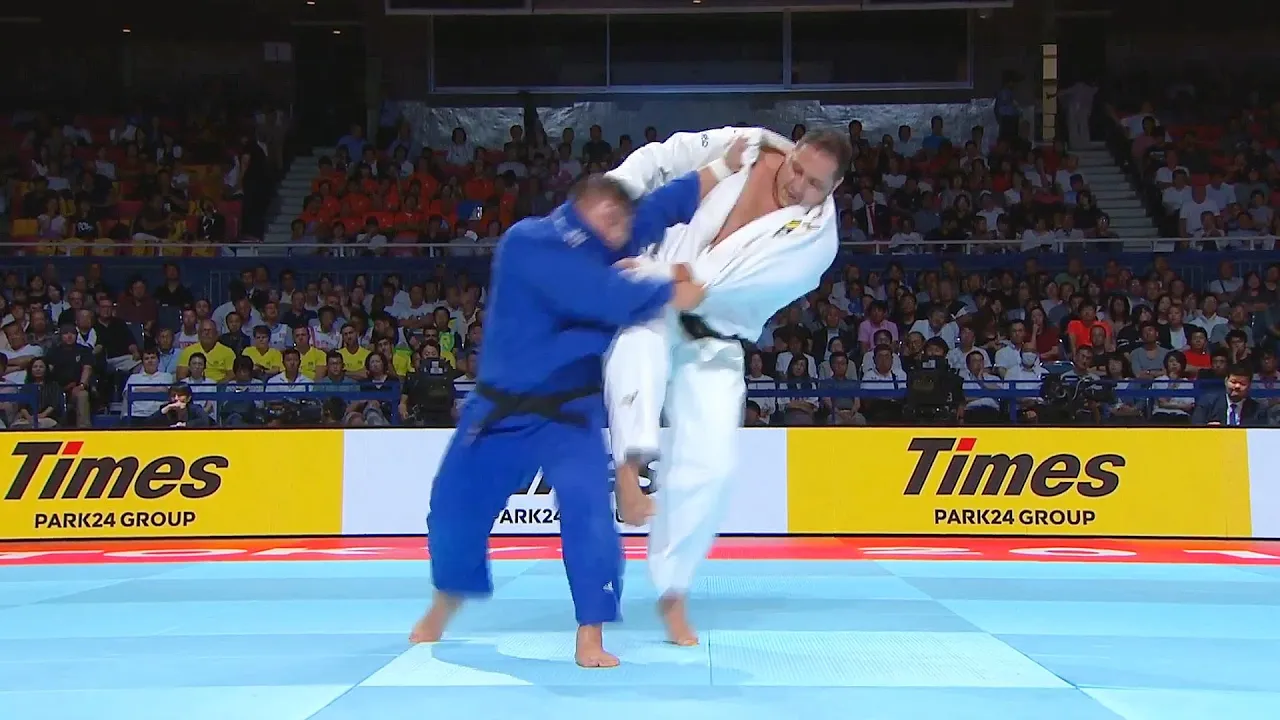 Minjong Kim - the next generation heavyweight star backdrop