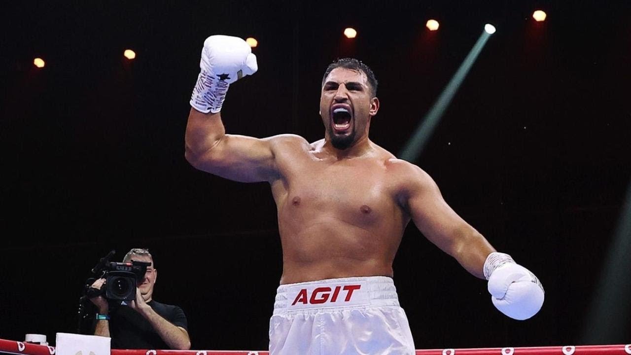 Agit Kabayel - 26-0 Highlights / Knockouts background