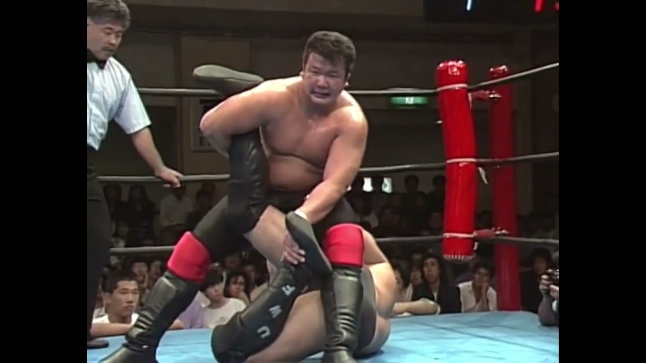 Nobuhiko Takada vs Tatsuo Nakano (UWF Newborn 9-30-89) background