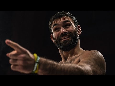 David Starr Wrestles Unexpected Opponent At Chain Reaction