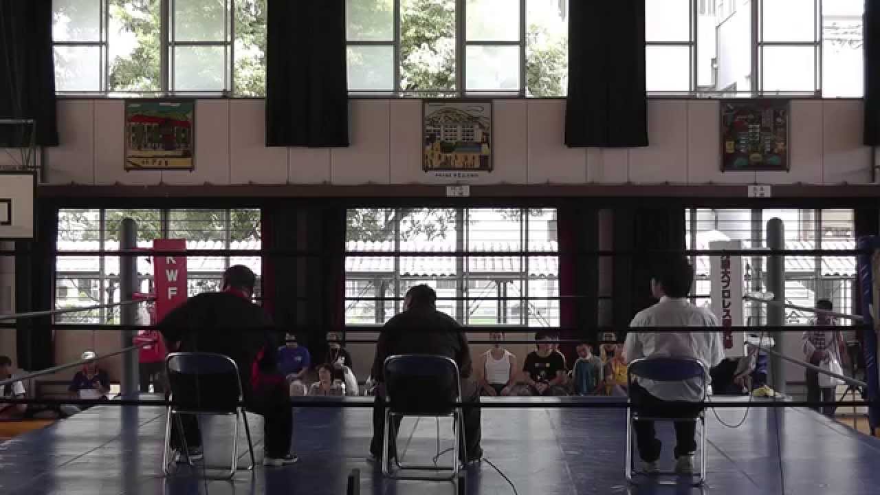 2013/9/14【2】福岡市立花畑小学校創立80週年記念行事 「夢を持って生きよう」 ゲスト 富豪富豪 夢路さんトークショー =九州産業大学プロレス研究部= background