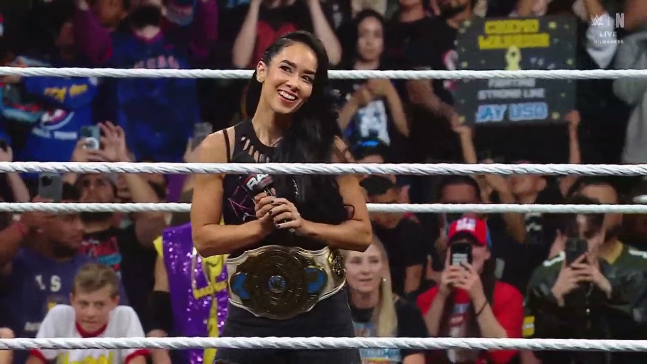 WWE: Let's Light It Up (AJ Lee) [Entrance Theme w/  Crowd Pop, Cheers & Arena Effect]