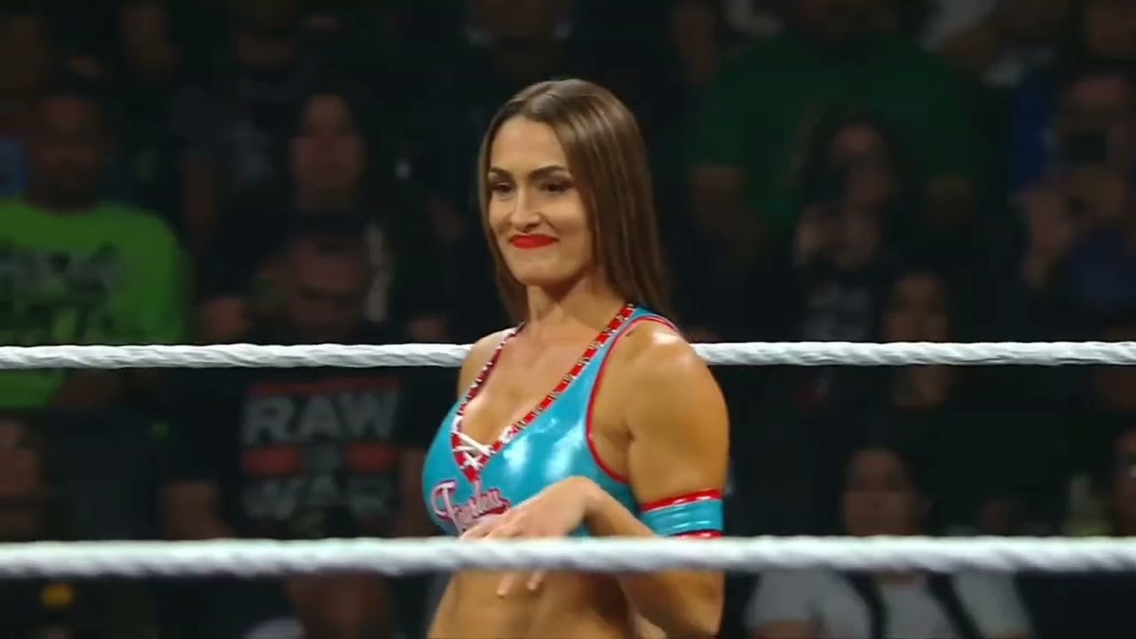 WWE RAW NIKKI BELLA VS ROXANNE PEREZ 10/27/25 background