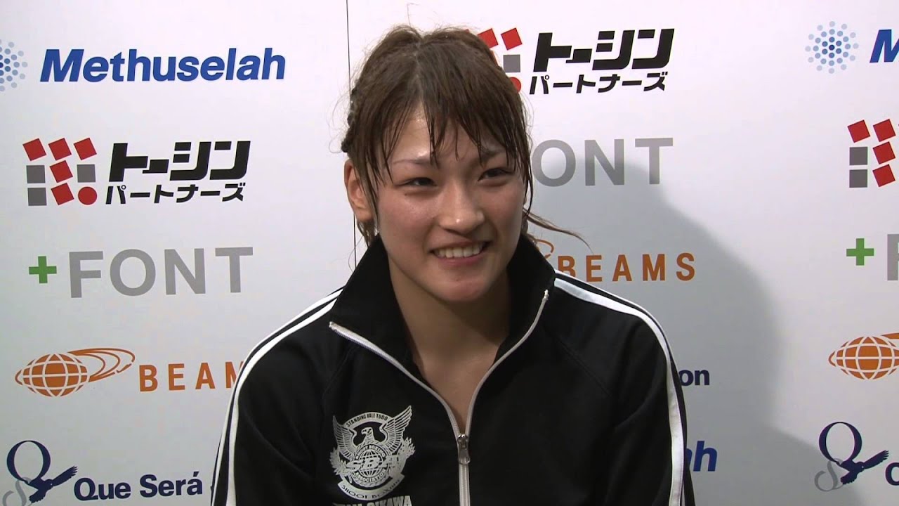 RENA 試合後会見 background