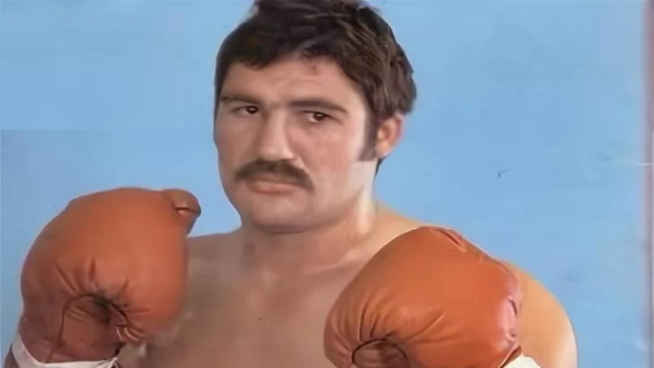 Gerrie Coetzee - Heavyweight Champion (R.I.P. 1955-2023) background