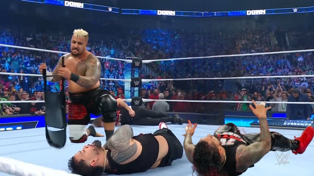 Roman Reigns & Solo Sikoa Vs The Usos Full Fight Civil War WWE Smackdown 2023 Highlights
