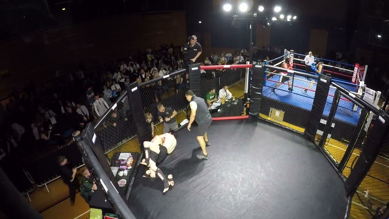STOKE | ULTRA MMA | LUKE DUKE CABOOM BEARD VS YUNG BLUDCART background