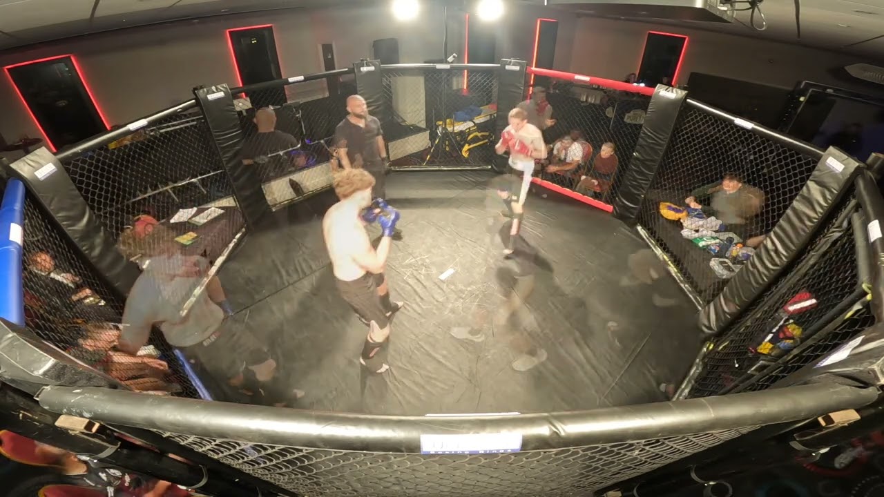 NORTHAMPTON | UWCB | JUMBO JAMES VS BEN THE BOMBER VARLEY background
