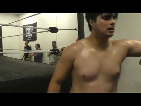 Level Up Showcase Cowinkadink: Daniel Moon VS J2 Mattioli