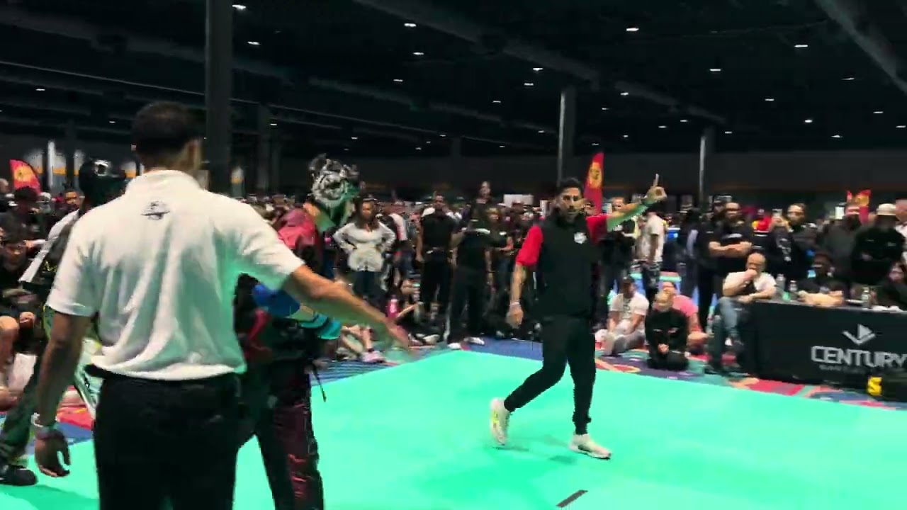 Kareem Abdulla vs Leon Greier Men's Middleweight Sparring - US Open 2025 background